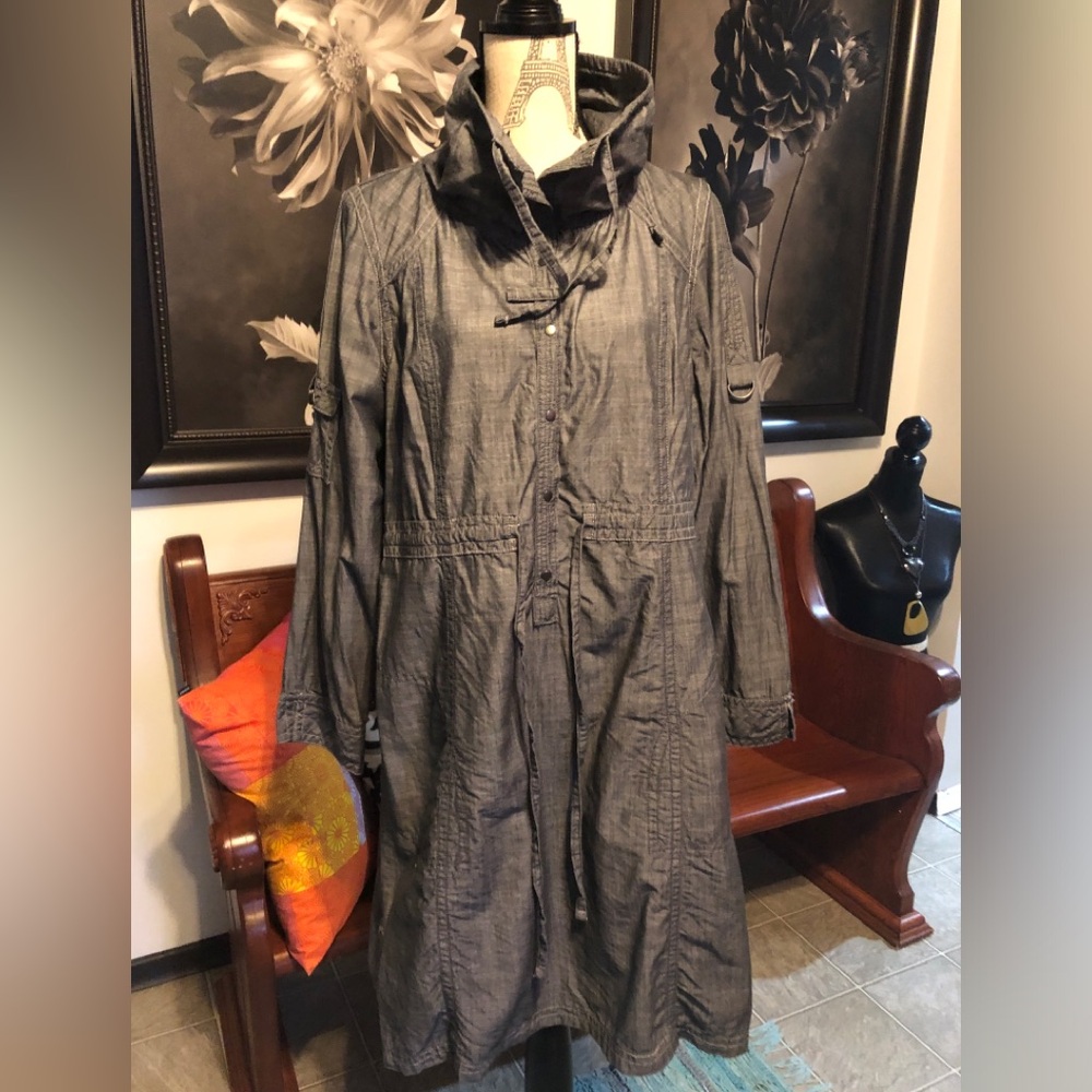 🌷3/$15🌷EUC Women’s Columbia Trench Dress